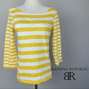 Banana Republic S yellow striped boatneck tee